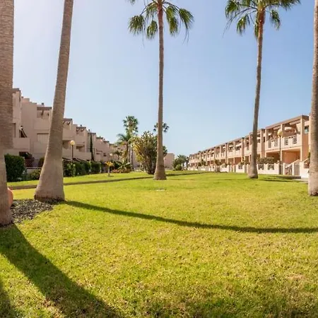Homeforguest Apartamento En La Tejita Con Piscina, Terraza Y Wifi * Granadilla De Abona
